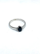 Load image into Gallery viewer, Anello in Oro 18kt con Zaffiro - Gold ring with Sapphire