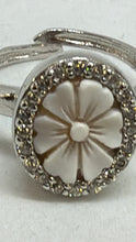 Carica l'immagine nel visualizzatore di Gallery, Anello Cammeo - Cameo’s ring
