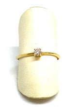 Load image into Gallery viewer, Anello in Oro con Diamante - Gold ring with Diamond