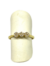 Load image into Gallery viewer, Anello in oro con Diamanti - Gold ring with Diamonds
