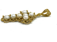 Carica l&#39;immagine nel visualizzatore di Gallery, Croce in Argento con Perle - Silver Cross with Pearls
