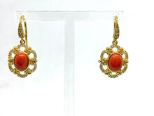 Carica l&#39;immagine nel visualizzatore di Gallery, Orecchini Corallo - Coral Earrings
