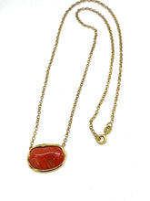 Load image into Gallery viewer, Collana in Argento con Corallo - Sterling silver necklace with Coral
