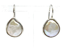 Load image into Gallery viewer, Orecchini in Argento con Perle - Pearls earrings

