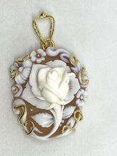 Load image into Gallery viewer, Ciondolo Cammeo - Cameo pendant
