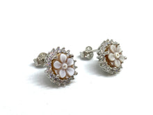 Load image into Gallery viewer, Orecchini in Argento con Cammeo - Sterling silver earrings with Cameos
