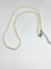 Carica l&#39;immagine nel visualizzatore di Gallery, Collana Perle - Pearl necklace
