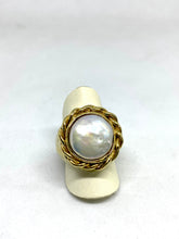 Carica l&#39;immagine nel visualizzatore di Gallery, Anello Perla - Pearl ring
