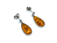 Load image into Gallery viewer, Sterling silver earrings with natural Amber
