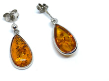 Load image into Gallery viewer, Sterling silver earrings with natural Amber
